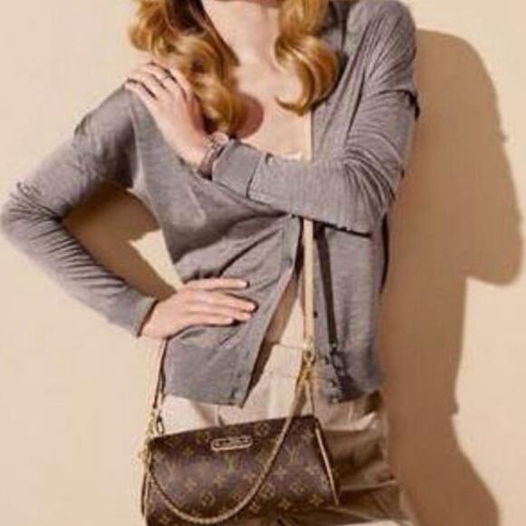 💎✨RARE AND DISCONTINUED✨💎Louis Vuitton Monogram Eva 2-Way Crossbody - Picture 2 of 8